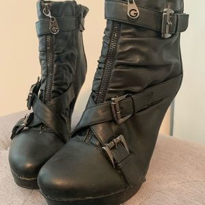 Guess booties